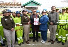 मुख्यमंत्री ने हिमाचल प्रदेश गृह रक्षा एवं नागरिक सुरक्षा के 63वें स्थापना दिवस की अध्यक्षता की मुख्यमंत्री ठाकुर सुखविंद्र सिंह सुक्खू ने आज शिमला स्थित सरघीण में हिमाचल प्रदेश गृह रक्षा एवं नागरिक सुरक्षा के 63वें स्थापना दिवस के अवसर पर