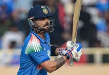 टेस्ट क्रिकेट से बाहर! विराट कोहली ने वापसी पर लगा दी मुहर; कहा— अब सिर्फ वनडे खेलूंगा, BCCI ने भी अफवाहों पर दी सफाई टेस्ट क्रिकेट से बाहर! विराट कोहली ने वापसी पर लगा दी मुहर; कहा— अब सिर्फ वनडे खेलूंगा, BCCI ने भी अफवाहों पर दी सफाई