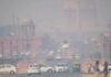 घने कोहरे में डूबी दिल्ली-NCR: राजधानी की हवा बेहद खराब, AQI 383 के पार घने कोहरे में डूबी दिल्ली-NCR: राजधानी की हवा बेहद खराब, AQI 383 के पार