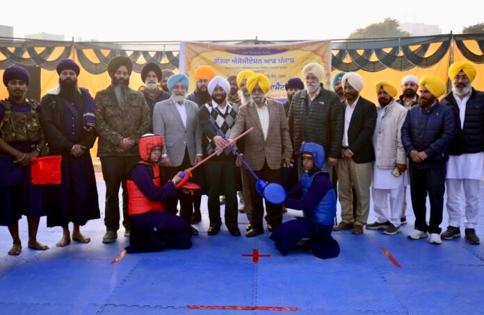 factrecorder माता-पिता बच्चों को बाणी और विरासत से जोड़ने के लिए गुरु इतिहास से अधिक से अधिक अवगत कराएं : विधायक कुलवंत सिंह