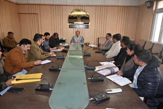 उचित मूल्य दुकानों से खाद्यान्न