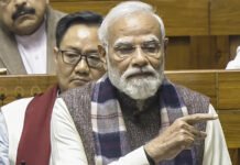 कांग्रेस का केंद्र पर हमला: ‘पीएम मोदी और उनकी टीम वंदे मातरम बहस में पूरी तरह बेनकाब’ Politics: 'पीएम की पूरी टीम बेनकाब', संसद में 'वंदे मातरम' पर चर्चा के बाद कांग्रेस ने भाजपा को लिया आड़े हाथ