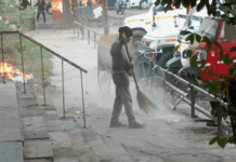 चंडीगढ़ प्रशासन का कड़ा एक्शन: हड़ताल में शामिल आउटसोर्स कर्मचारियों की सेवाएं समाप्त, खुले में कूड़ा जलाने वाले को भी सस्पेंड किया चंडीगढ़ प्रशासन का कड़ा एक्शन: हड़ताल में शामिल आउटसोर्स कर्मचारियों की सेवाएं समाप्त, खुले में कूड़ा जलाने वाले को भी सस्पेंड किया