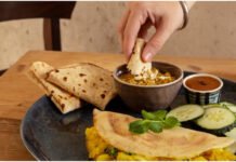 Health Tips: रोटी-सब्जी के साथ लंच में जरूर जोड़ें ये दो चीजें, पाचन होगा बेहतर और एनर्जी रहेगी स्थिर Health Tips: रोटी-सब्जी के साथ लंच में जरूर जोड़ें ये दो चीजें, पाचन होगा बेहतर और एनर्जी रहेगी स्थिर