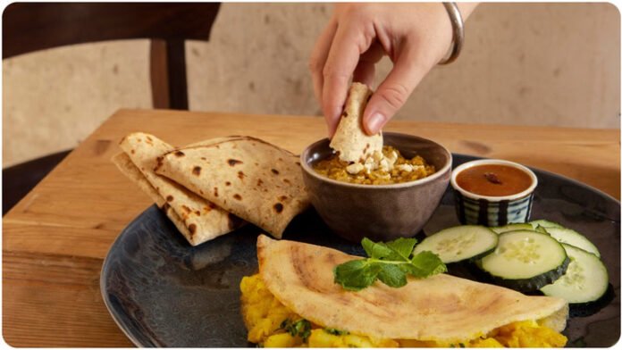 Health Tips: रोटी-सब्जी के साथ लंच में जरूर जोड़ें ये दो चीजें, पाचन होगा बेहतर और एनर्जी रहेगी स्थिर