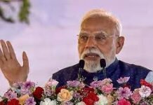 पीएम मोदी का विपक्ष को संदेश: संसद में ड्रामा न करें, नए सांसदों को बोलने का मौका दें पीएम मोदी का विपक्ष को संदेश: संसद में ड्रामा न करें, नए सांसदों को बोलने का मौका दें