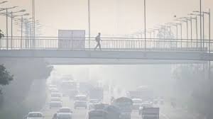 factrecorder दिल्ली-NCR में बढ़ा प्रदूषण का कहर, GRAP-4 लागू, भारी वाहनों की एंट्री बंद