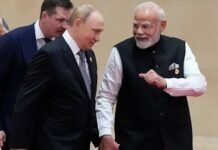 पुतिन का भारत दौरा: दो दिनों में मिली कूटनीतिक बढ़त, चार साल बाद अंतरराष्ट्रीय छवि को बड़ी मजबूती पुतिन का भारत दौरा: दो दिनों में मिली कूटनीतिक बढ़त, चार साल बाद अंतरराष्ट्रीय छवि को बड़ी मजबूती