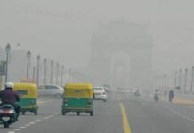 दिल्ली में प्रदूषण से मामूली राहत, हवा अब भी ‘खराब’ श्रेणी में; आने वाले दिनों में फिर बढ़ सकता है AQI