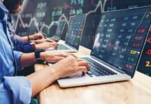 शेयर बाजार की मजबूत शुरुआत: सेंसेक्स 233 अंक उछला, निफ्टी 25,600 के ऊपर पहुंचा