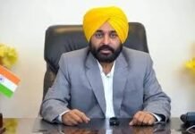 पंजाब सरकार प्रसूति स्वास्थ्य देखभाल में लाई क्रांति; हर महीने 20,000 गर्भवती महिलाएं आम आदमी क्लीनिकों से ले रही हैं लाभ पंजाब सरकार प्रसूति स्वास्थ्य देखभाल में लाई क्रांति; हर महीने 20,000 गर्भवती महिलाएं आम आदमी क्लीनिकों से ले रही हैं लाभ