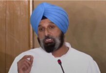 7 महीने बाद जेल से रिहा हुए बिक्रम मजीठिया, नाभा जेल के बाहर समर्थकों का जोरदार स्वागत; ढोल-नगाड़े बजे, मिठाइयां बंटी