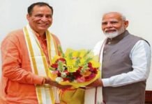 मोदी की राजनीति में जनता पूंजी, कांग्रेस के दौर में रही केवल चुनौती: विचारों की दो धाराएं