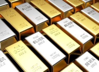 Gold Silver Price Today: सर्राफा बाजार में जोरदार तेजी, चांदी ₹33,700 उछली, सोना करीब ₹8,200 महंगा