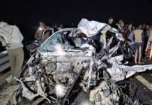 दौसा में भीषण सड़क हादसा: कार-ट्रक की आमने-सामने टक्कर में छह दोस्तों की मौ/त