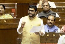 लोकसभा में चौंकाने वाला खुलासा: जांचे गए आधे से ज्यादा विमानों में तकनीकी खामी, एयर इंडिया ग्रुप सबसे आगे