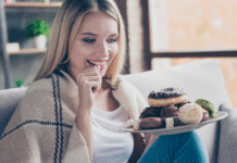 क्या रोज खाना खाने के बाद मीठा खाना सही है? एक्सपर्ट ने बताया सेहत का पूरा सच