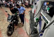 ऊर्जा संकट के बीच सरकार का बड़ा फैसला: पेट्रोल-डीजल पर एक्साइज ड्यूटी में भारी कटौती