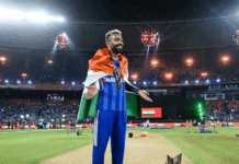 तिरंगे के कथित अपमान का आरोप: Hardik Pandya के खिलाफ बेंगलुरु में शिकायत दर्ज