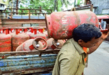 एलपीजी संकट पर सरकार अलर्ट: Suresh Gopi बोले– अतिरिक्त गैस आपूर्ति के नए रास्ते खुले