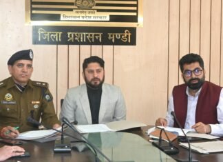 एलपीजी वितरण प्रक्रिया को सरल, पारदर्शी एवं प्रभावी बनाने के लिए आपसी समन्वय से कार्य करें- अपूर्व देवगन