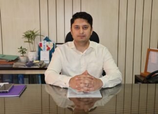 85 पेट्रोल पंपों पर सामान्य रूप से जारी है आपूर्ति : अपूर्व देवगन