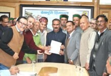 मुख्यमंत्री से हिमाचल प्रदेश पेंशनर्स जॉइंट फ्रंट ने की भेंट