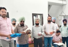 Bhagwant Mann Govt busts illegal fertiliser & pesticide packaging unit in Faridkot, FIR registered