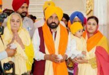 CM Bhagwant Singh Mann pays obeisance at Takht Sri Patna Sahib, says, “Punjab has shown entire country path to protecting honour of Guru Sahiban by enacting strictest law against beadbi”