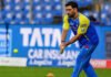 IPL 2026: मैच डे पर CSK से दूर क्यों रहते हैं MS Dhoni? कोच माइकल हसी ने बताई वजह
