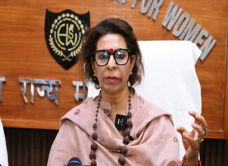 रेणू भाटिया के बयान पर भड़का नर्सिंग स्टाफ, हरियाणा में पेन डाउन स्ट्राइक शुरू; पद से हटाने की उठी मांग