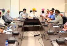 पशुधन की स्वास्थ्य सेवाओं में देरी, अनुपस्थिति और लापरवाही के लिए कोई स्थान नहीं: गुरमीत सिंह खुड्डियां ने पशु चिकित्सा स्टाफ को दिए सख्त निर्देश