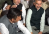 शिमला में विपक्ष का सरकार पर हमला, लोक भवन के बाहर गूंजे इंकलाब के नारे