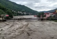हिमाचल में बारिश का कहर: मानसून में अब तक 17 मौ*तें, बाढ़-भूस्खलन से कई जिलों में बिगड़े हालात