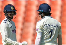 IND vs SL: वॉर्म-अप मैच में केएल राहुल ने संभाली टीम इंडिया की कमान, शुभमन गिल की चोट पर BCCI ने दिया अपडेट