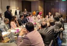 पंजाब ने मोहाली को उत्तरी भारत के अगले जीसीसी हब के रूप में पेश किया: अमन अरोड़ा ने बेंगलुरु में दुनिया की दिग्गज कंपनियों को राज्य में निवेश के लिए किया आकर्षित