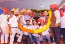 मेले और मंदिर हमारी संस्कृति और धरोहर, इन्हें राजनीति से दूर रखना जरूरी: मुकेश अग्निहोत्री