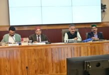 पात्र व्यक्तियों तक कल्याणकारी योजनाओं का लाभ पहुंचाना सुनिश्चित कर रही सरकारः मुख्यमंत्री