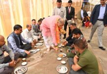 राज्यपाल ने लोक भवन में शारदीय नवरात्रि के अवसर पर किया हवन, हिमाचल प्रदेश की सुख-समृद्धि एवं खुशहाली की कामना की विकसित भारत की मजबूत नींव के लिए युवाओं में अच्छे संस्कार विकसित करने पर दिया बल