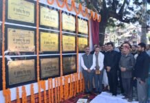 मुख्यमंत्री ने कुल्लू तथा बंजार विधानसभा क्षेत्र में 206 करोड़ रुपये की 25 विकास परियोजनाओं के उदघाटन एवं शिलान्यास किए
